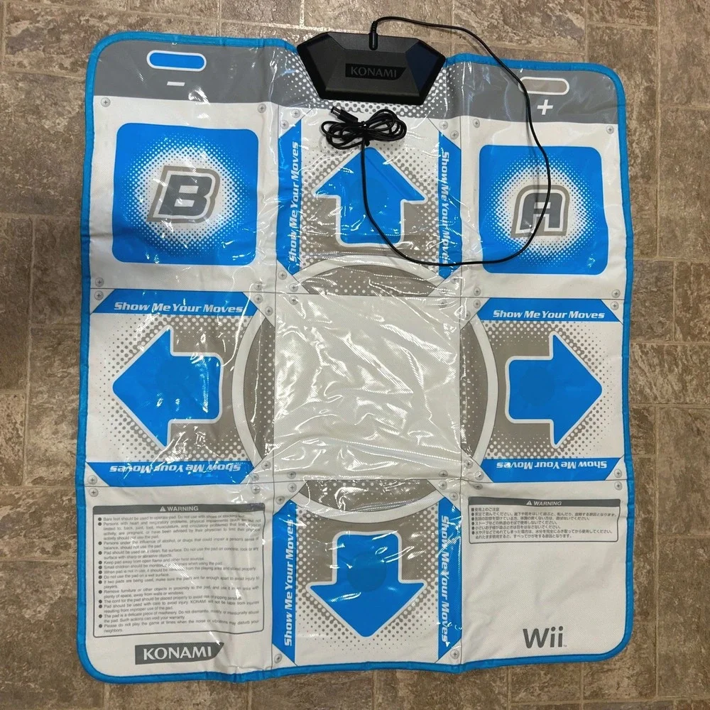 Konami Dance Dance Revolution Hottest Party Nintendo Wii Game Controller Mat